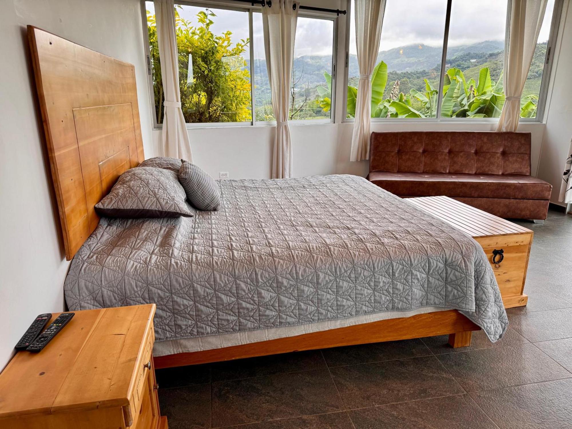Hotel Campestre Alto Lindo En Guatapé Eksteriør bilde