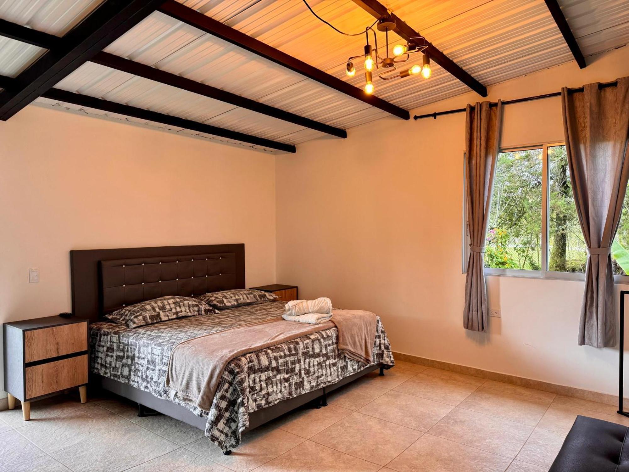 Hotel Campestre Alto Lindo En Guatapé Eksteriør bilde