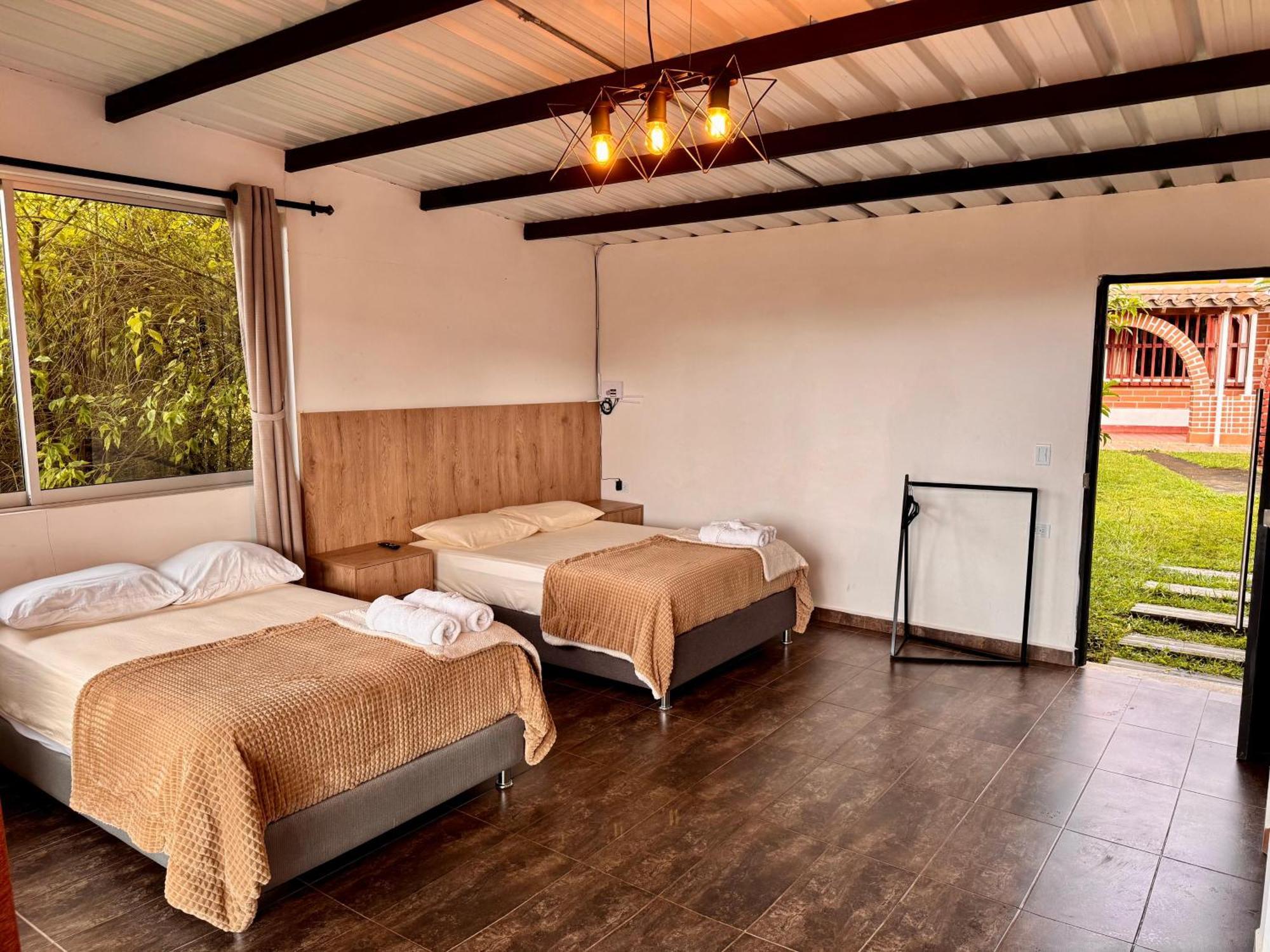 Hotel Campestre Alto Lindo En Guatapé Eksteriør bilde