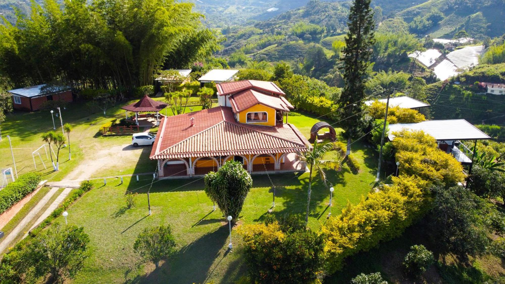 Hotel Campestre Alto Lindo En Guatapé Eksteriør bilde